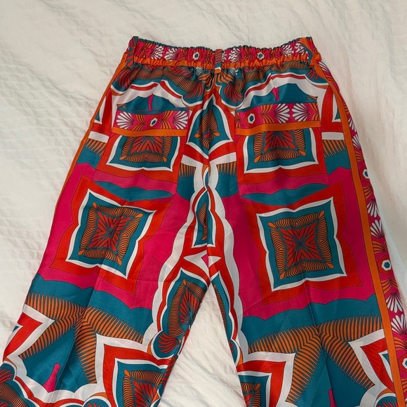 Zara Satin Retro Multicolor Patterned Pants - Picture 4 of 5
